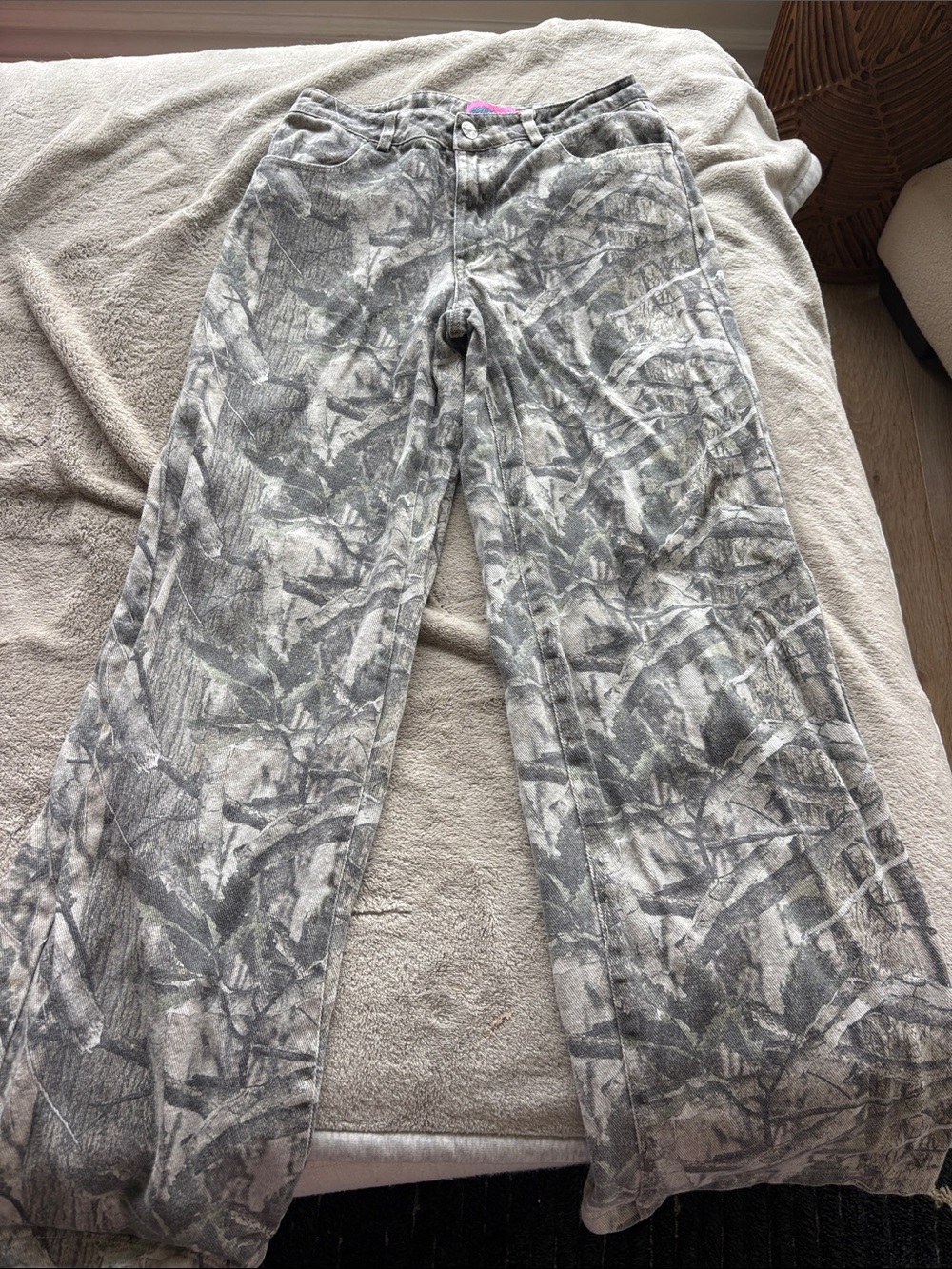 Camo & Bow Low Rise Baggy Jeans